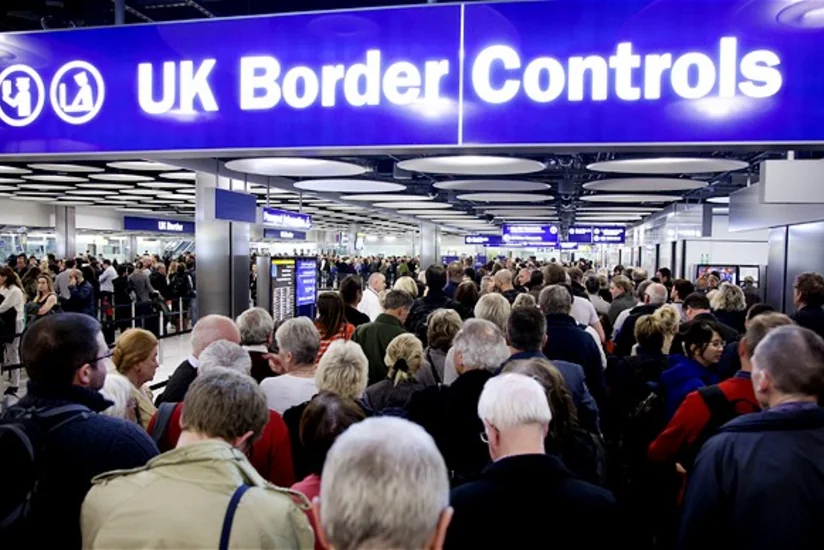 ​Британская мафия взяла под контроль переправку мигрантов из стран Ближнего Востока