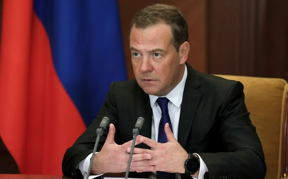 Медведев: Организаторов теракта ждет смерть
