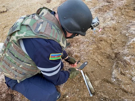 В Баку обнаружен боеприпас
