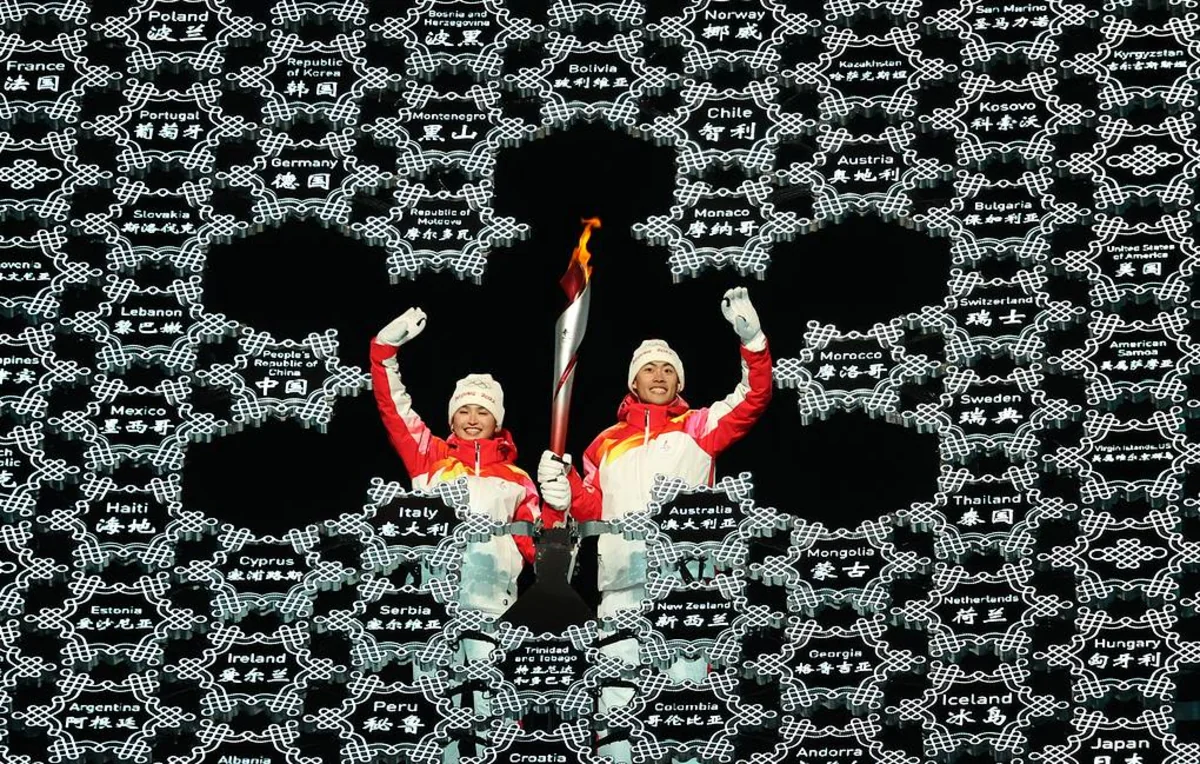 Pekin olimpiadasının məşəli alovlandırılıb