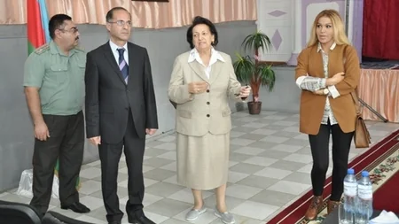 Bakıdakı qadın həbsxanasında məhkumlara konsert verilib