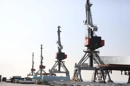 Bakı Limanında yükaşırma 14 % artıb