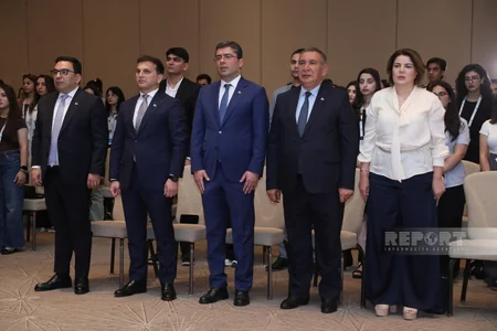 Gələcəyin mediası: “Əkinçi”nin izi ilə” mövzusunda Forum keçirilib