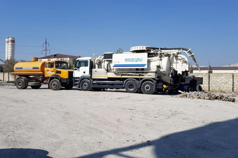 “Azərsu” balansında olmayan ərazidən keçən kanalı bərpa edir