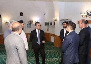 Ramin Məmmədov Qala qəsəbəsindəki iki məscidi ziyarət edib