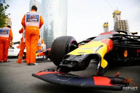 “Formula 1” üzrə Azərbaycan Qran-prisində iki qəza baş verib - FOTO