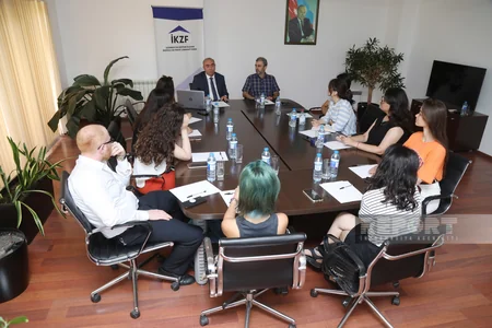 Report Media Məktəbinin tələbələrinə İpoteka Fondunda təlim keçirilib