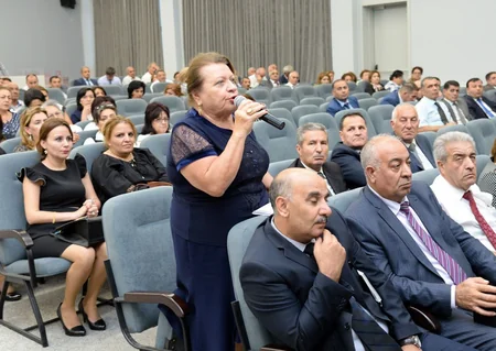 Nazir müavini: Məktəb direktorları üzərlərinə düşən məsuliyyəti düzgün dəyərləndirməlidirlər