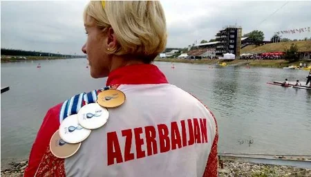 ​Azərbaycan kayakçısı Dünya Kubokunda 1 qızıl, 1 gümüş medal qazanıb