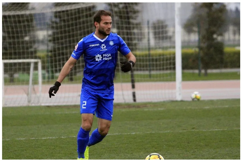 Azərbaycanlı futbolçunun atası koronavirusdan vəfat edib