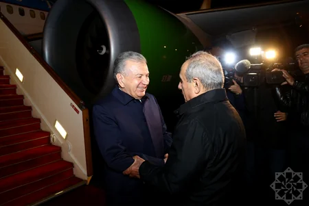 Özbəkistan Prezidenti Şavkat Mirziyoyev Azərbaycana işgüzar səfərə gəlib