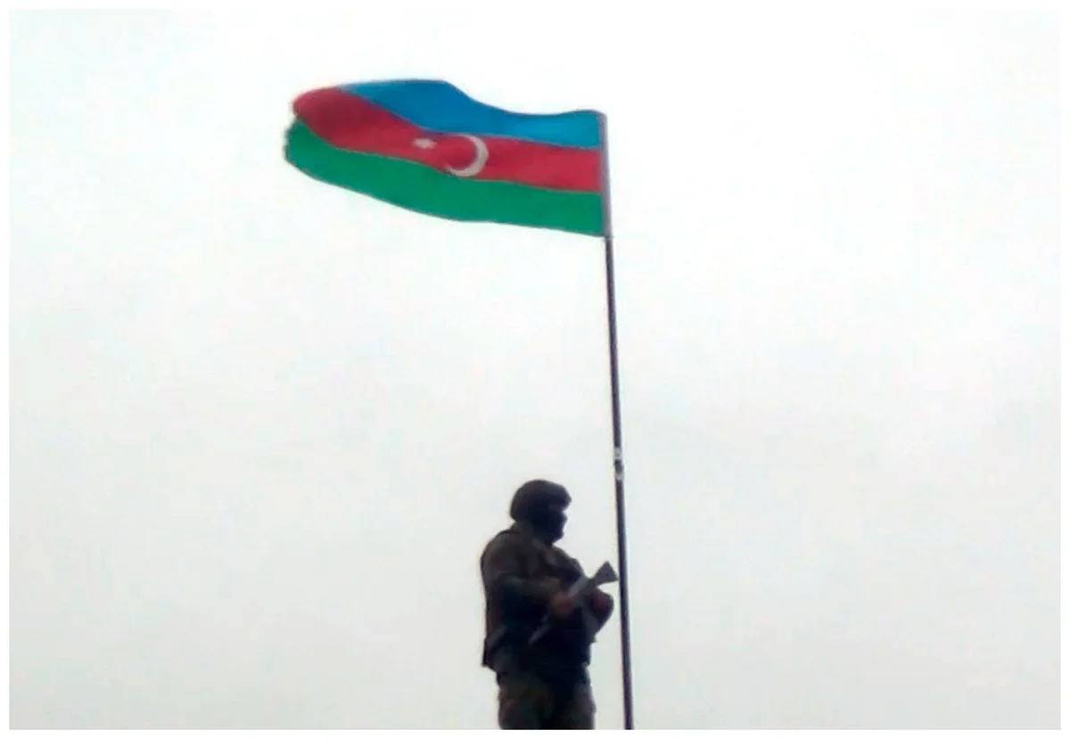 Azərbaycan Ordusu Buzdux və digər hakim yüksəkliklərdə mühəndis işləri görür