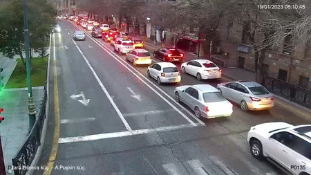 Bakının bir sıra yollarında sıxlıq müşahidə edilir