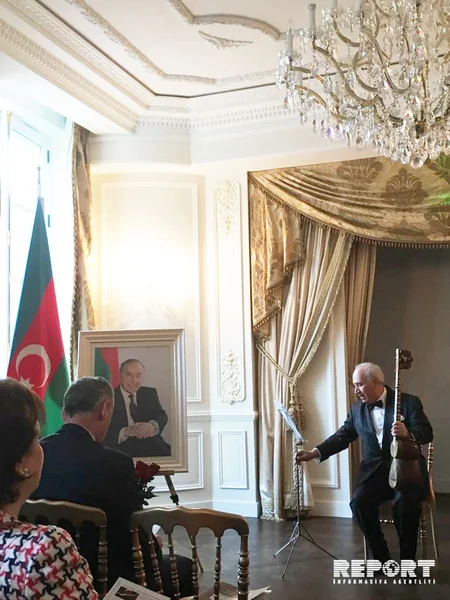 Parisdə ümumilli lider Heydər Əliyevin anadan olmasının 94-cü ildönümü qeyd olunub