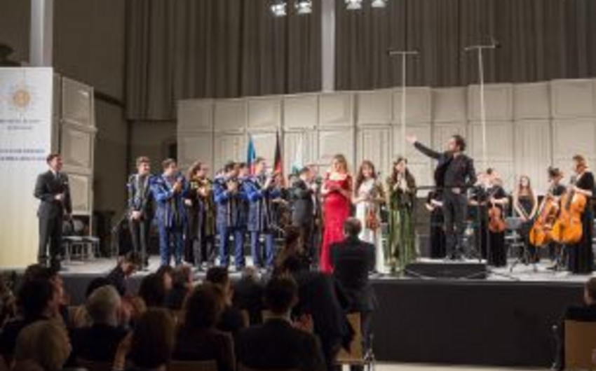 Heydər Əliyev Fondunun təşkilatçılığı ilə Almaniyanın Drezden şəhərində Azərbaycan mədəniyyəti gecəsi keçirilib