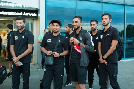 Səbail Avroliqada cavab oyunu üçün Rumıniyaya çatıb