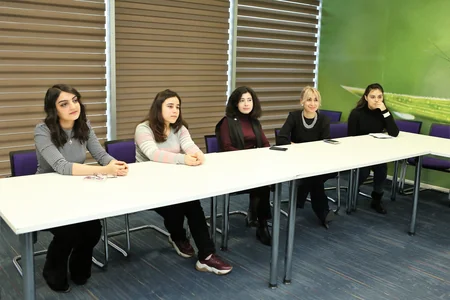 Azercellin Barama Mərkəzi “Mayak” layihəsinə dəstək verib