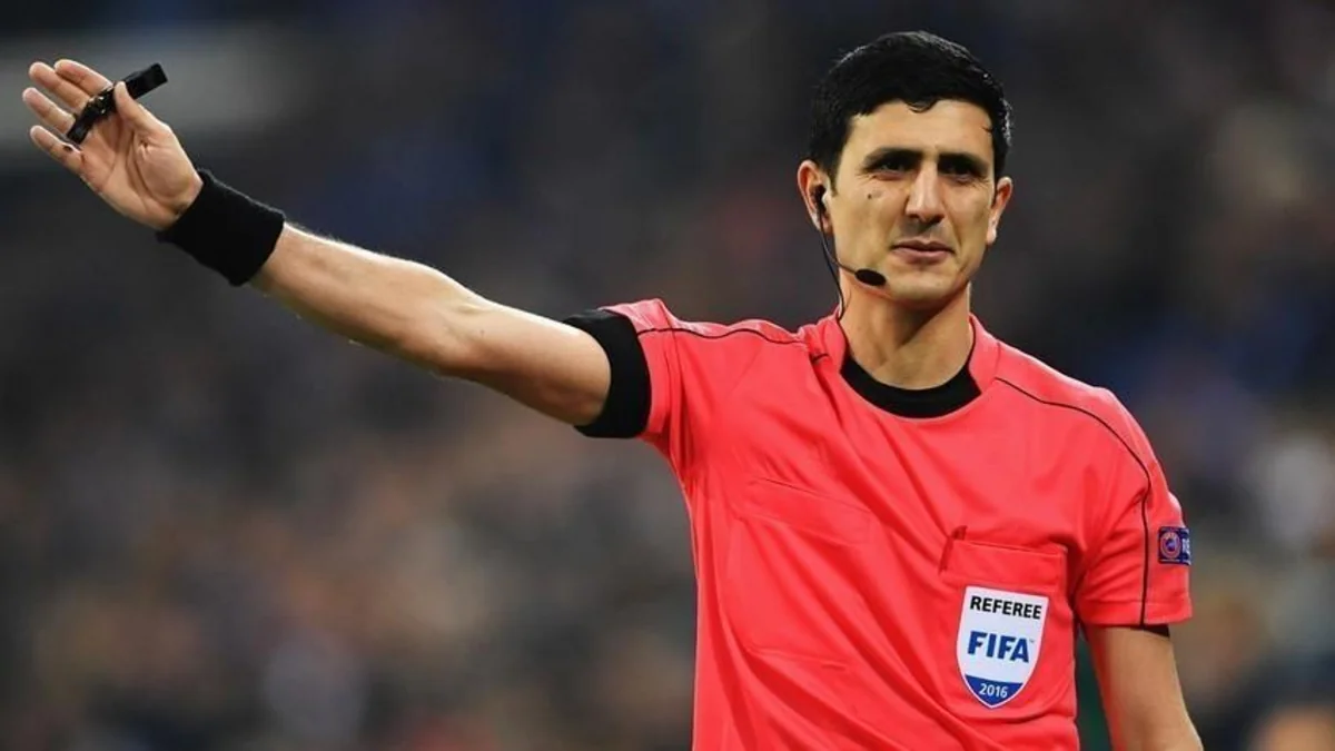 Əliyar Ağayev UEFA Konfrans Liqasının oyununu idarə edəcək
