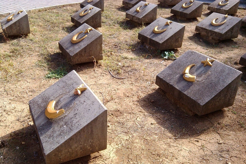 В Севастополе восстановлены надгробия могил турецких солдат