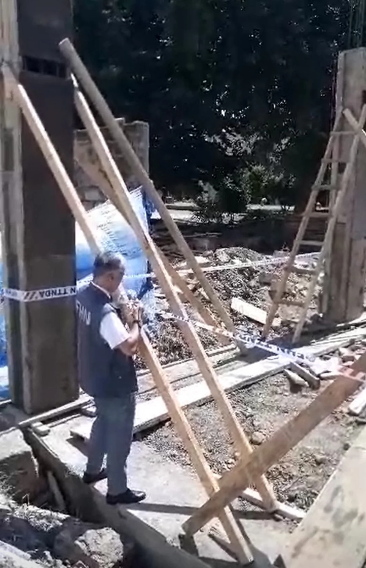 Masazırda qanunsuz tikili sökülüb