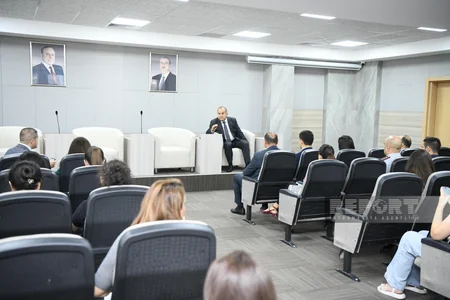 DİM ali təhsil müəssisələrinin sərgisinə start verib