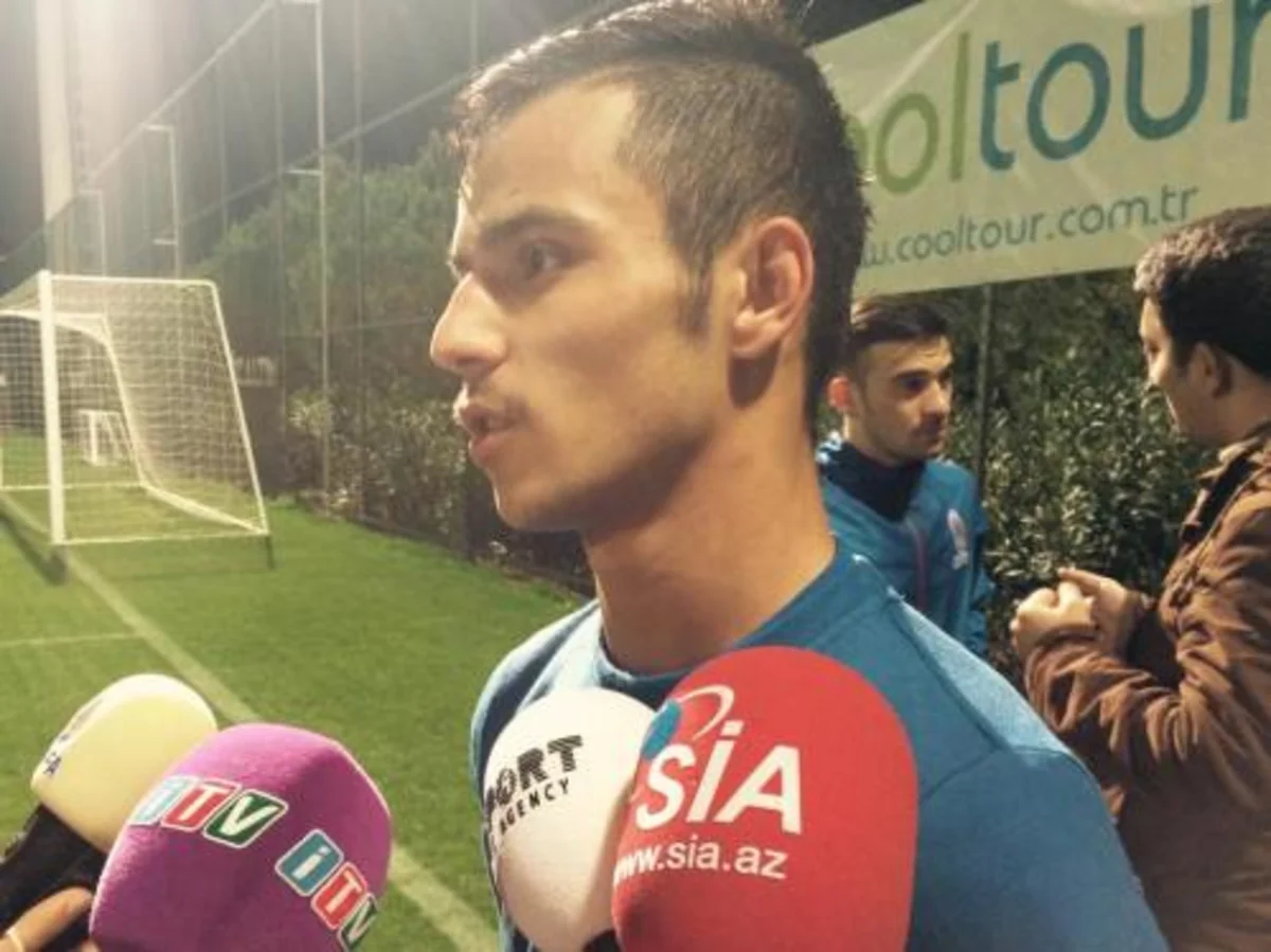 Coşqun Diniyev: Futbolçular çalışır ki, baş məşqçinin gözünə girsinlər - MÜSAHİBƏ