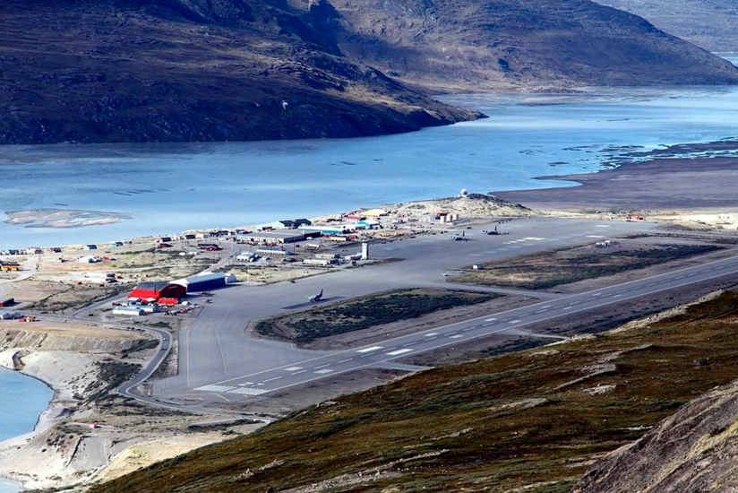 Danimarka Qrenlandiyadakı aviabazasını gücləndirməyi planlaşdırır