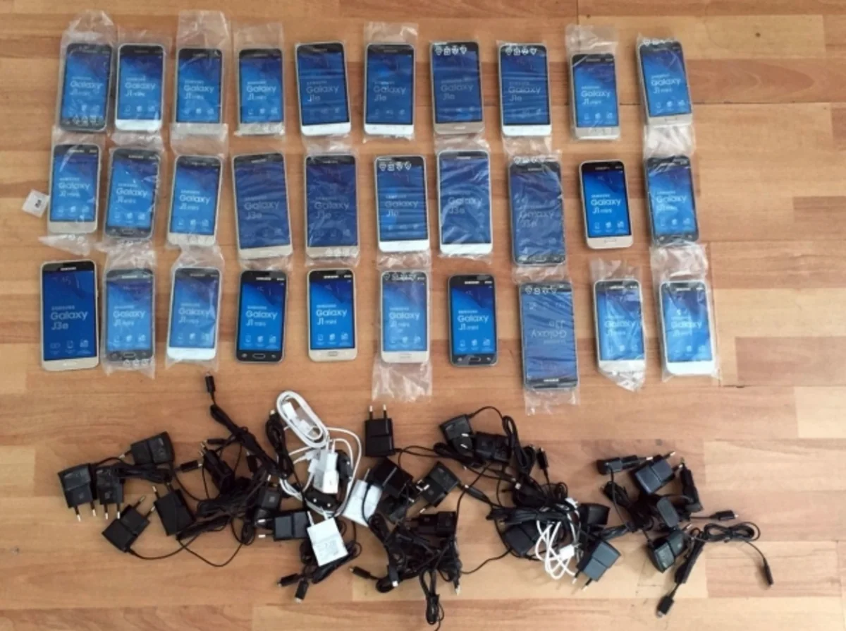 Rusiya-Azərbaycan sərhədində 30 ədəd mobil telefon aşkarlanıb