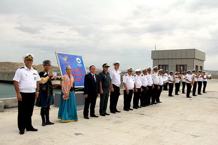 Qazaxıstanın hərbi gəmisi Bakıya gəlib