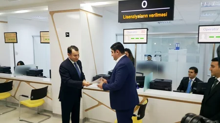 ASAN Xidmət mərkəzlərində sahibkarlara lisenziyaların verilməsinə başlanılıb
