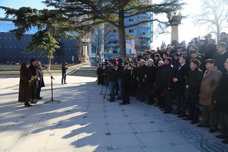 Gəncədə Cavad xanın anım mərasimi keçirilib