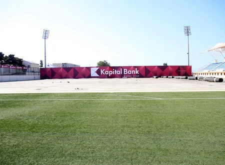 Sumqayıt klubuna məxsus stadionda meydanın ot örtüyü tamamilə sökülüb