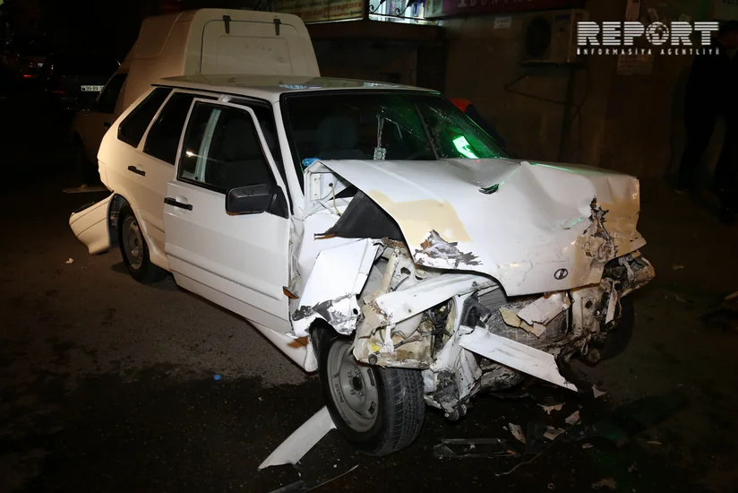 В Ясамале выехавший со скоростью с второстепенной дороги на главную автомобиль врезался в две машины - ФОТО - ВИДЕО