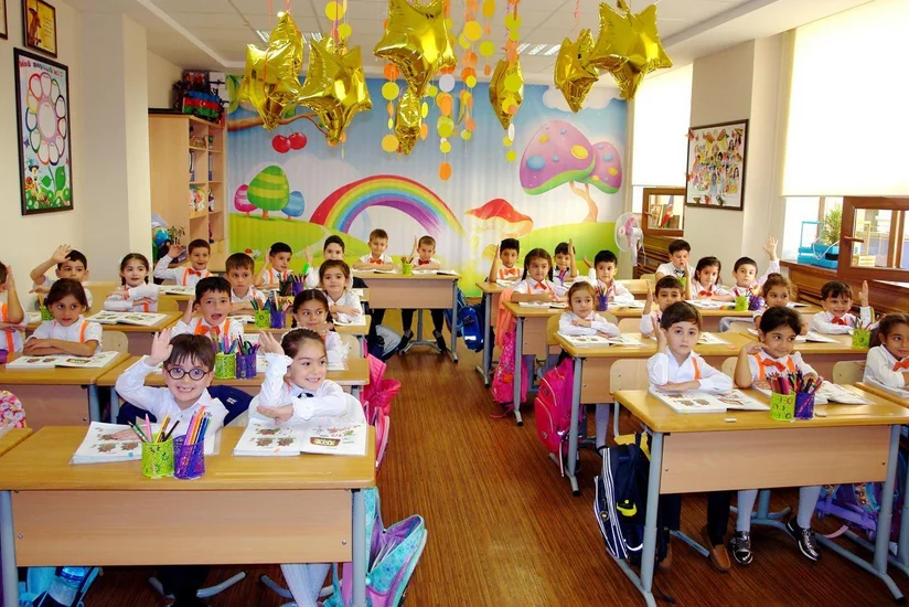 İbtidai siniflərdə bəzi summativ qiymətləndirmələrin azaldılması və ya ləğvi müzakirə olunur