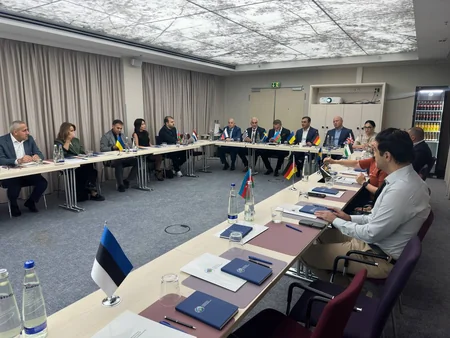 Münhendə Dünya Azərbaycanlılarının Beynəlxalq Fondunun II Forumu keçirilib