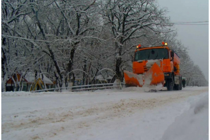 Bakı-Şamaxı yolunun qar və buzdan təmizlənməsi istiqamətində tədbir görülüb