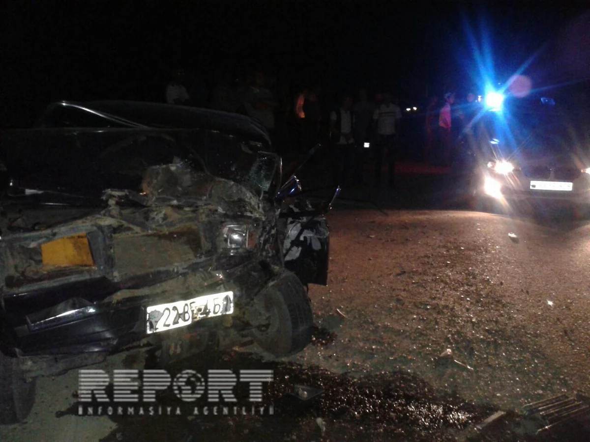 ​Göyçayda yol qəzası baş verib, iki nəfər xəsarət alıb - FOTO