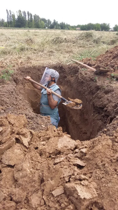 ANAMA 16 partlayış yerinə baxış keçirib