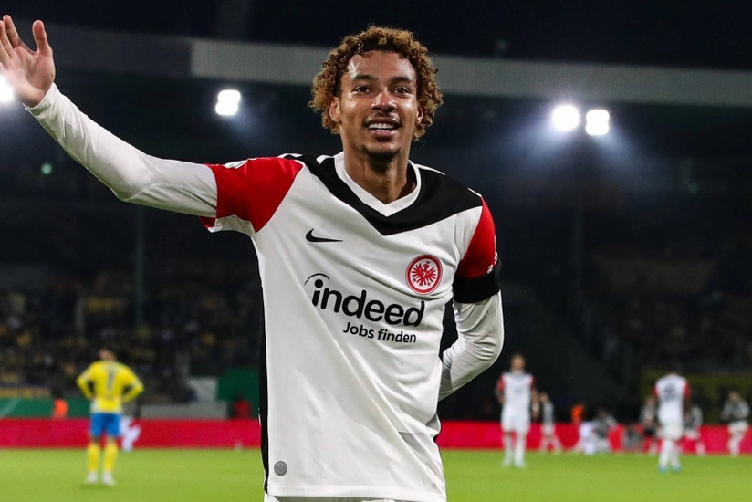 Bundesliqa klubu hücumçusu üçün 100 milyon avro tələb edir