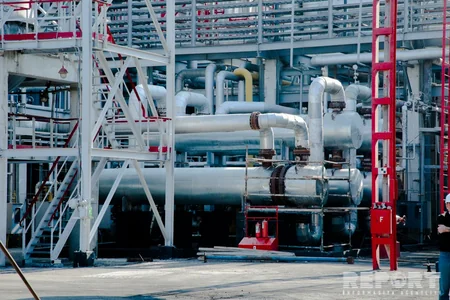 SOCAR Neft Emalı Zavodunda dövri təmiri mərhələli şəkildə yekunlaşdırır - VİDEO