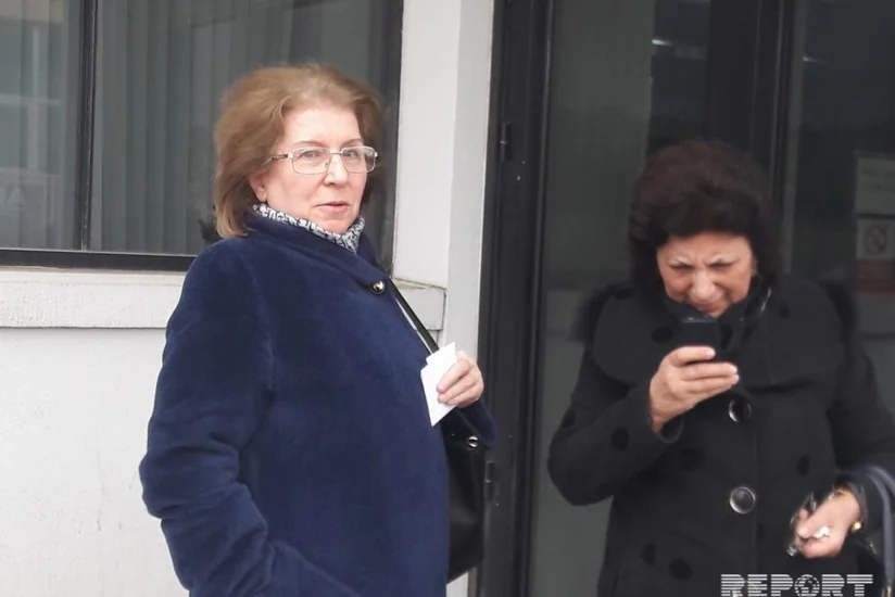 Prokuror general Natavan Mirvətovanın məhkəmə zalında həbs edilməsini istəyib