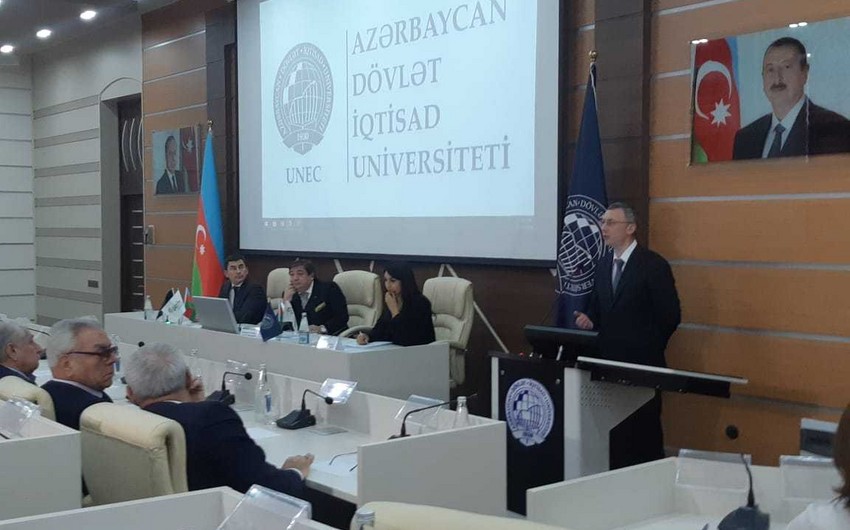 Sahibkarlığın inkişafında vergi siyasəti müzakirə olunub