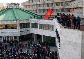 Rusiya Qırğızıstana maliyyə yardımını dayandırdı
