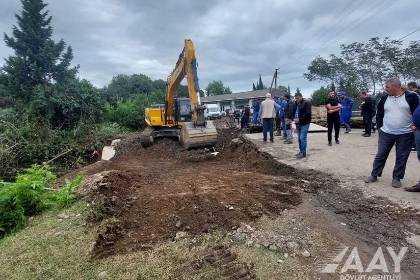 Astarada qəzalı vəziyyətə düşmüş körpünün yerləşdiyi ərazidə hərəkət bərpa olunub
