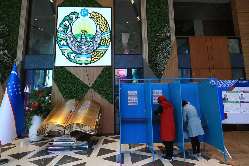 Явка на выборах президента Узбекистана достигла 71,8%