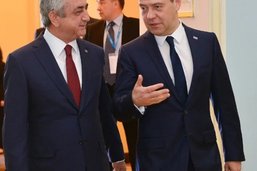 ​Медведев: Россия всегда помогала и будет помогать в разрешении карабахского конфликта