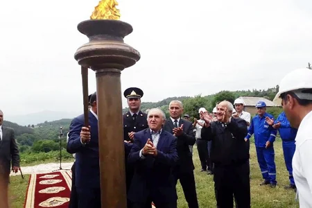 Gədəbəyin daha üç yaşayış məntəqəsinə təbii qaz verilib