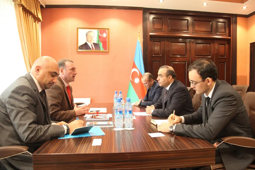 ​Azay Quliyev UNİCEF-in Azərbaycan nümayəndəliyinin rəhbəri ilə görüşüb