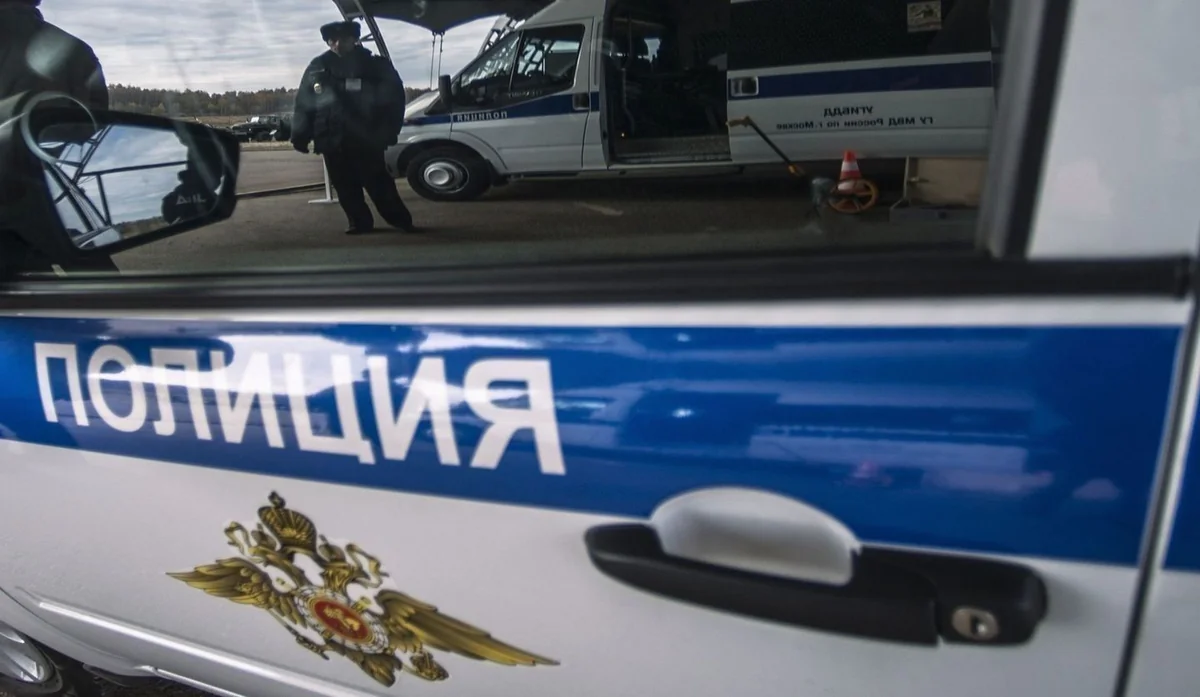 В центре Ростова у школы произошел взрыв