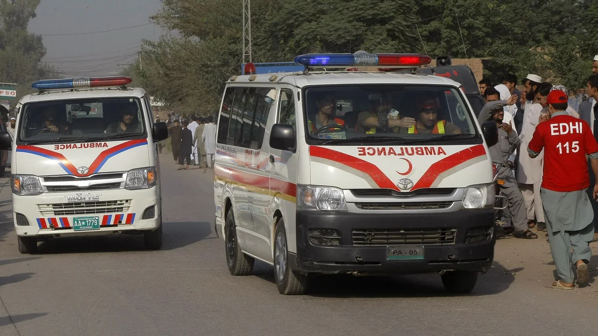 18 killed, injured in Pakistan blast
